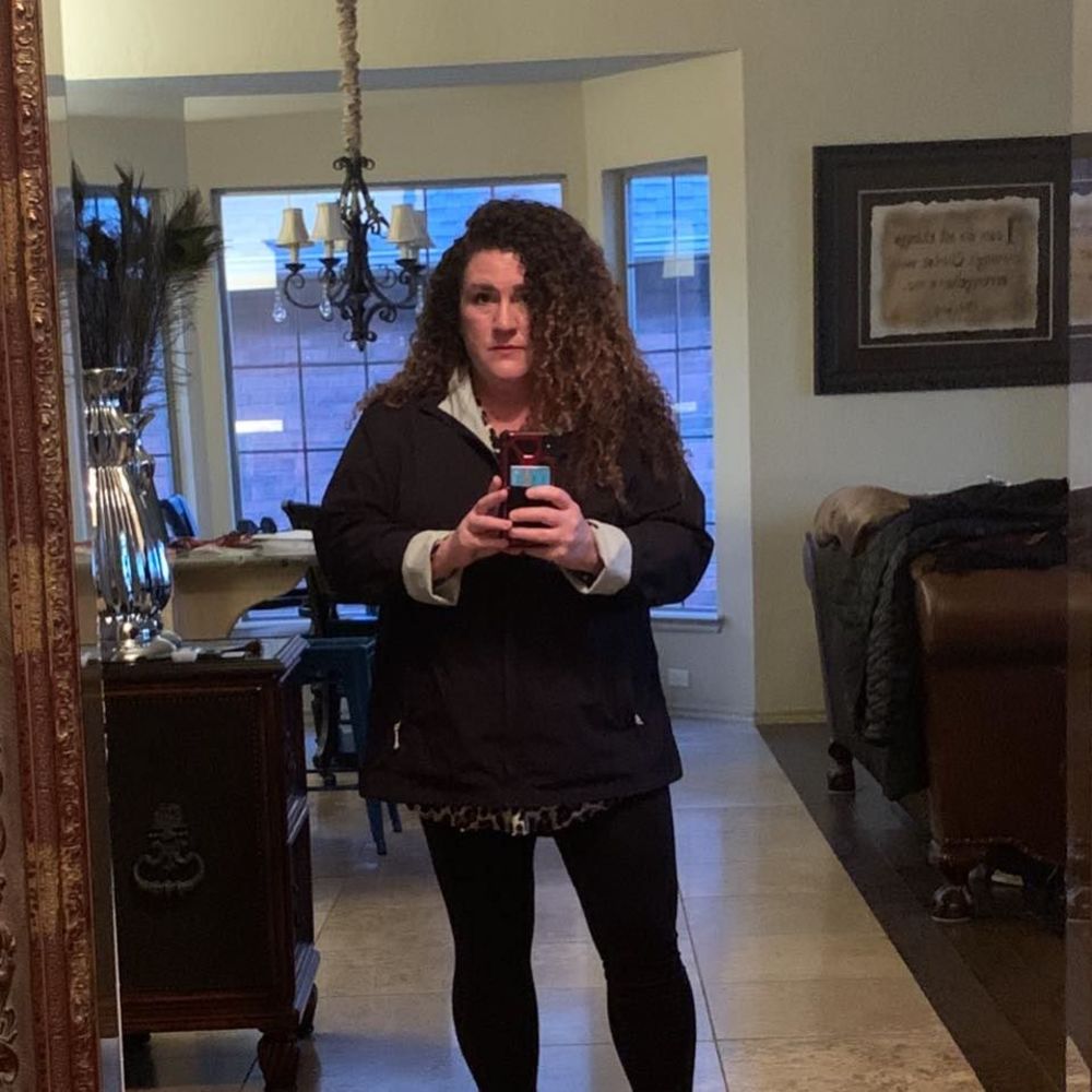 Meet your Posher, Julie
